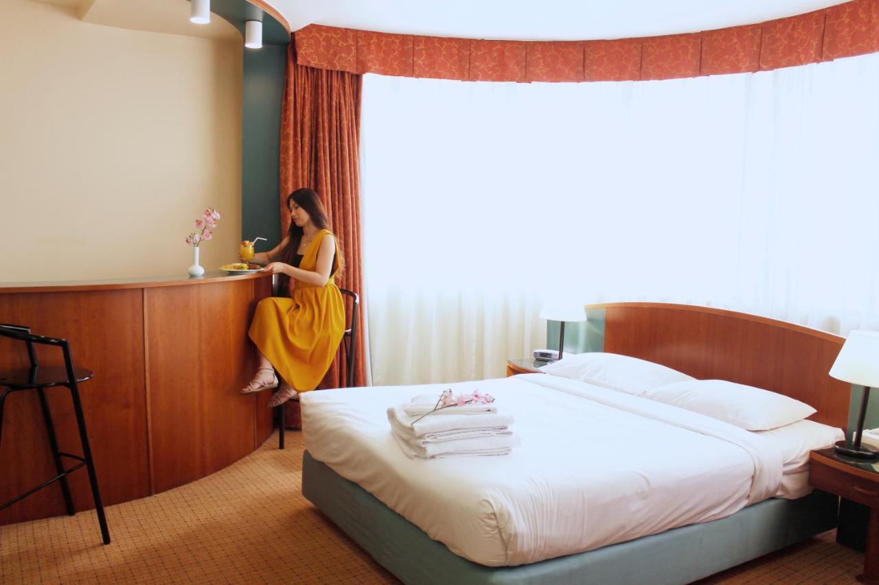 Al Diar Dana Hotel
